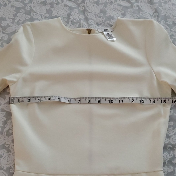 Dress - Picture 4 of 10